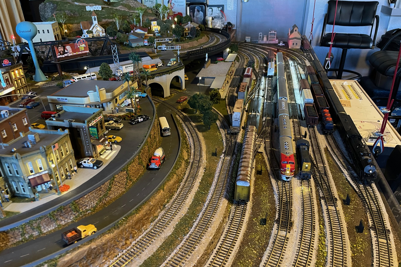 Shotgun Tom Kelly's model railroad layout. Shotgun Tom Kelly's model railroad layout.