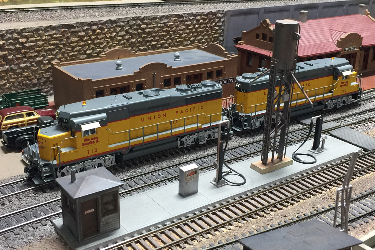 Union Pacific GP30s on Tim Foote's Desert Highlands Railroad. Union Pacific GP30s on Tim Foote's Desert Highlands Railroad.