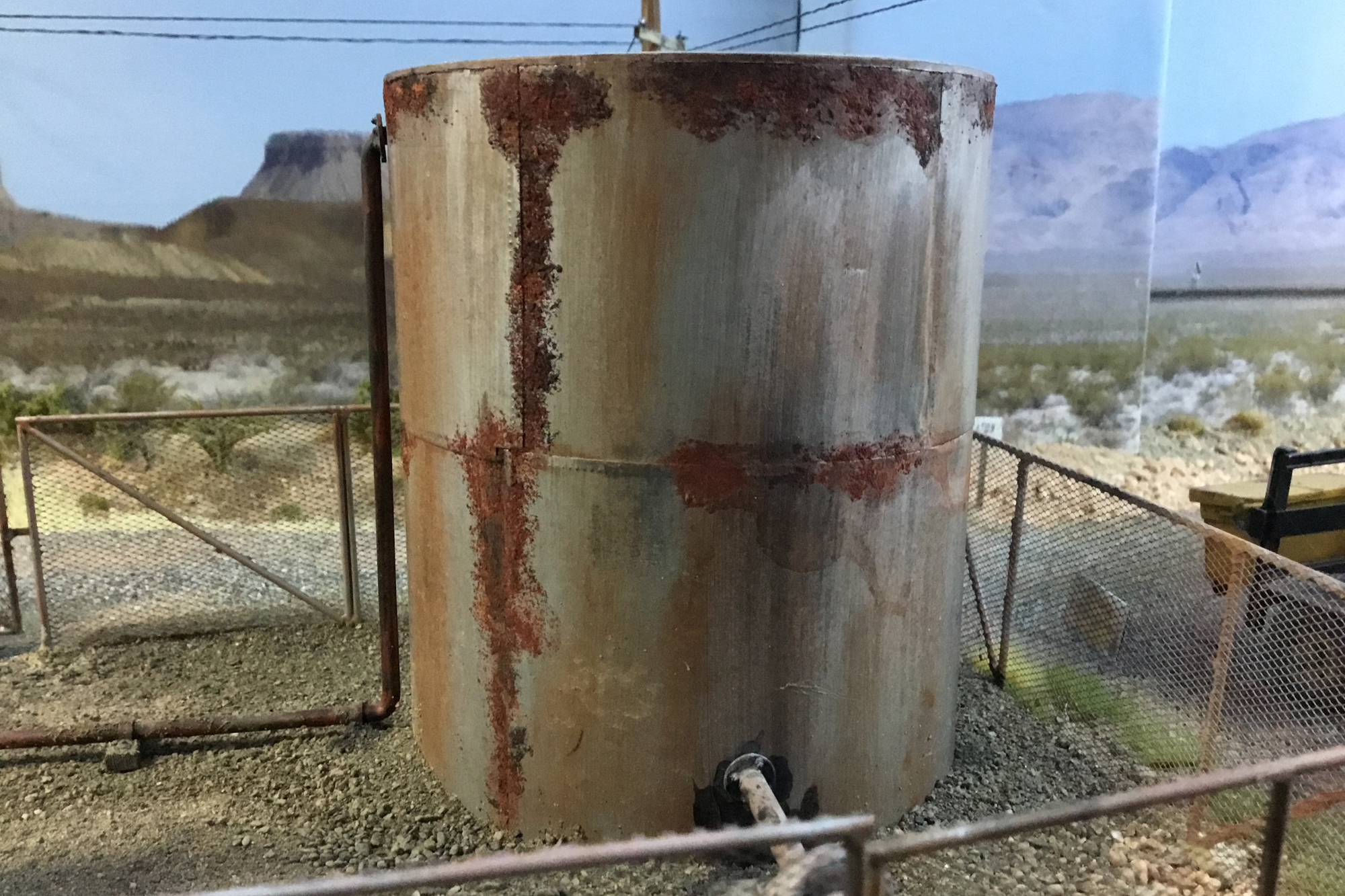 Rusted tank from Wayne Pierce's model railroad layout. Rusted tank from Wayne Pierce's model railroad layout.